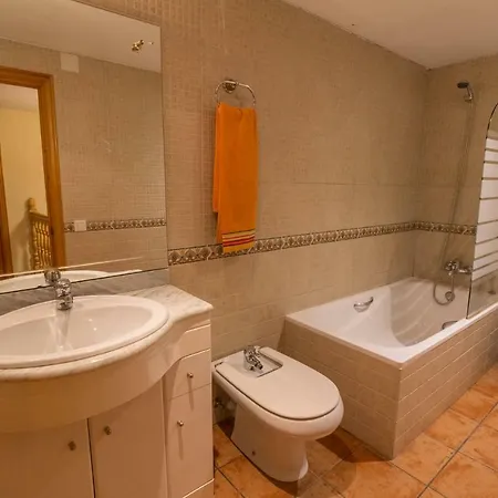 Летний дом Canon De Rio Lobos Ii